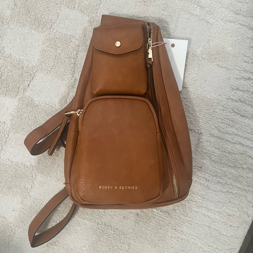 Poppy & Peonies En Route Route Sling Bag in Cognac
